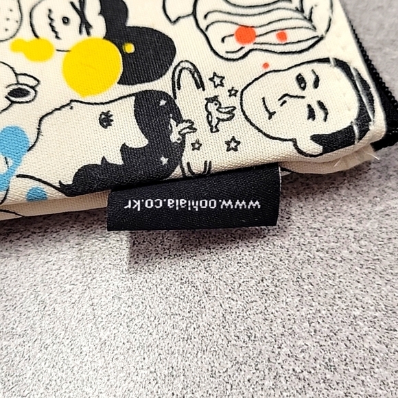 OOH LA LA! 😍 Multi-purpose Pouch from KOREA [BNIB] - Picture 4 of 12